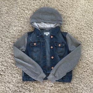 jean/sweatshirt jacket